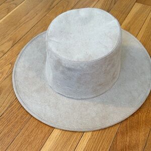 Stylish Gray Suede Hat